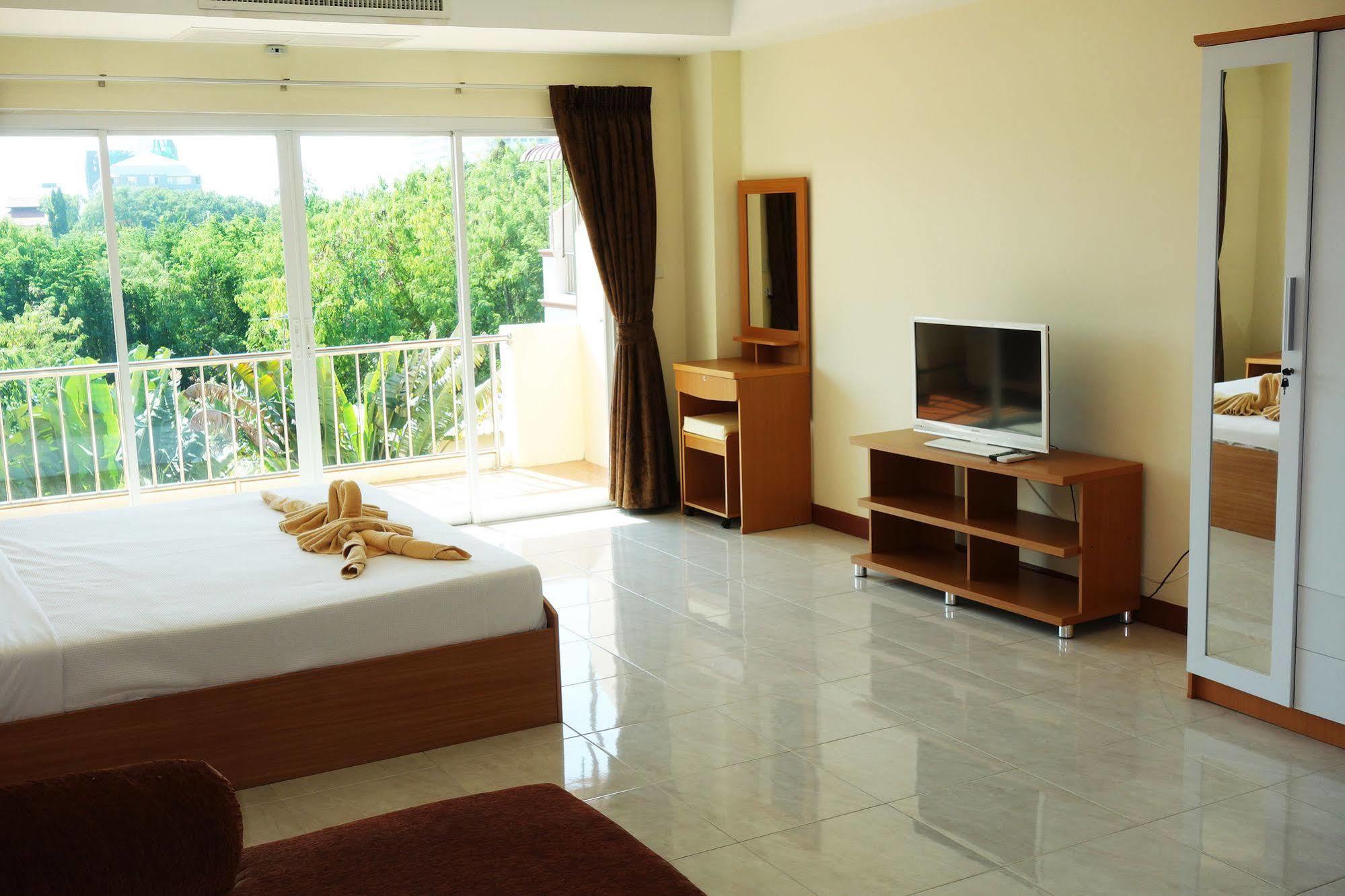 Jungle Resort Jomtien Exterior foto