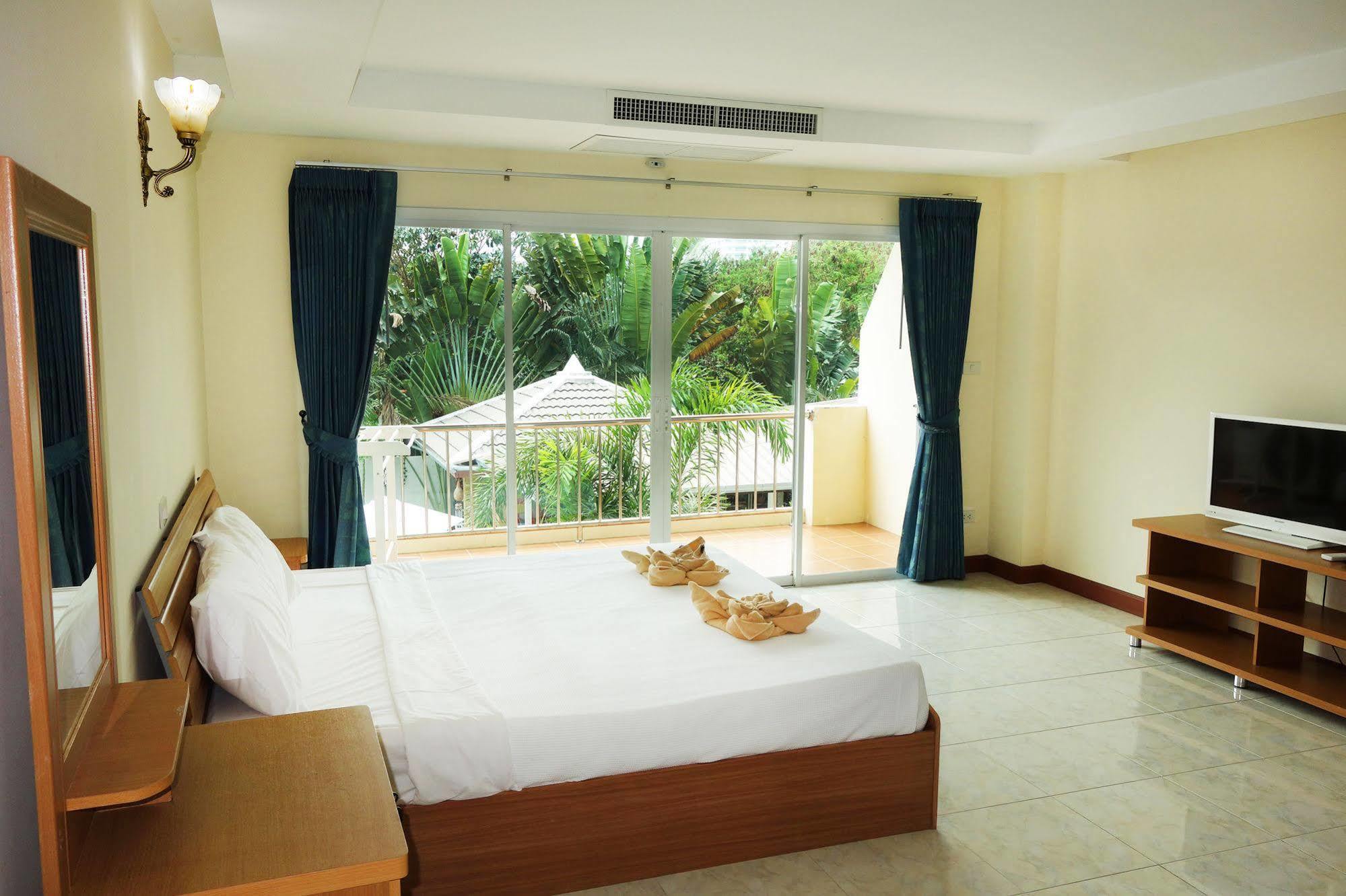 Jungle Resort Jomtien Exterior foto